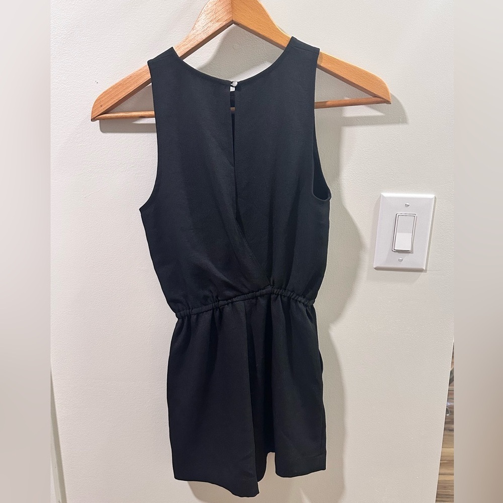 ARTIZIA Wilfred Black Rive Cinched Waist Sleeveless Romper Women's Small - Picture 4 of 9
